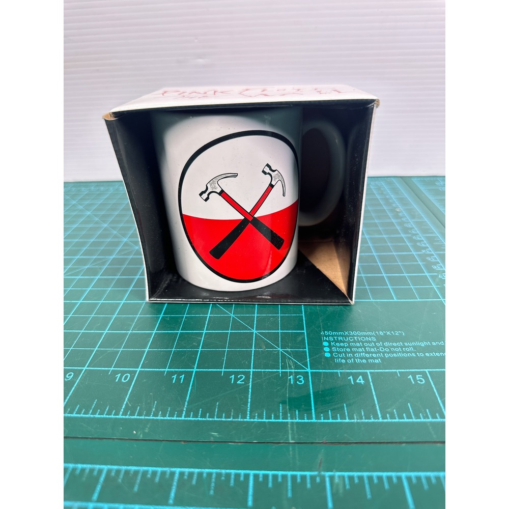 Pink Floyd The Wall Crossed Hammers Coffee Mug 2009 Rock Express PINKMUG02